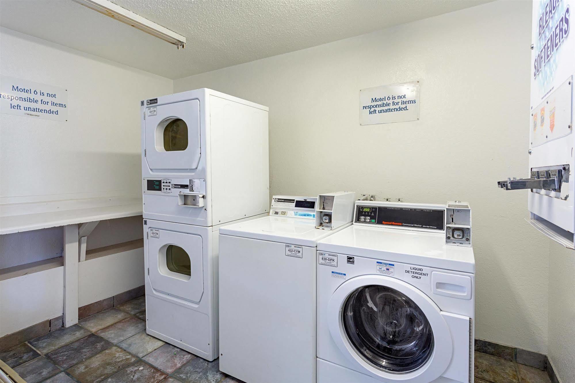 Motel 6 Baton Rouge Southeast Prairieville Exterior photo